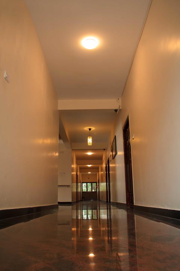 Hotel Sri Hayagriva Tiruchirappalli Quarto foto